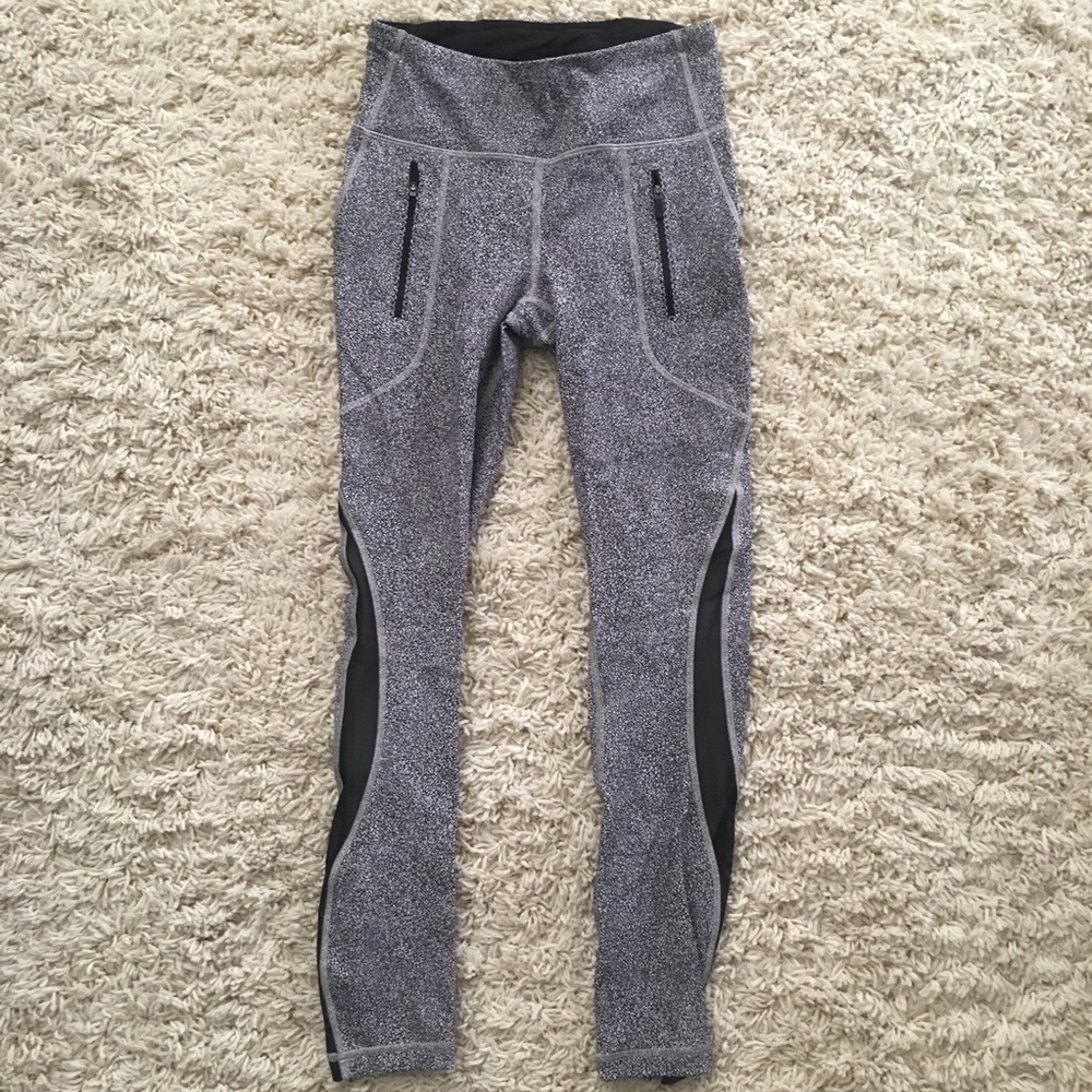 Lululemon Leggings 7/8 Invigorate